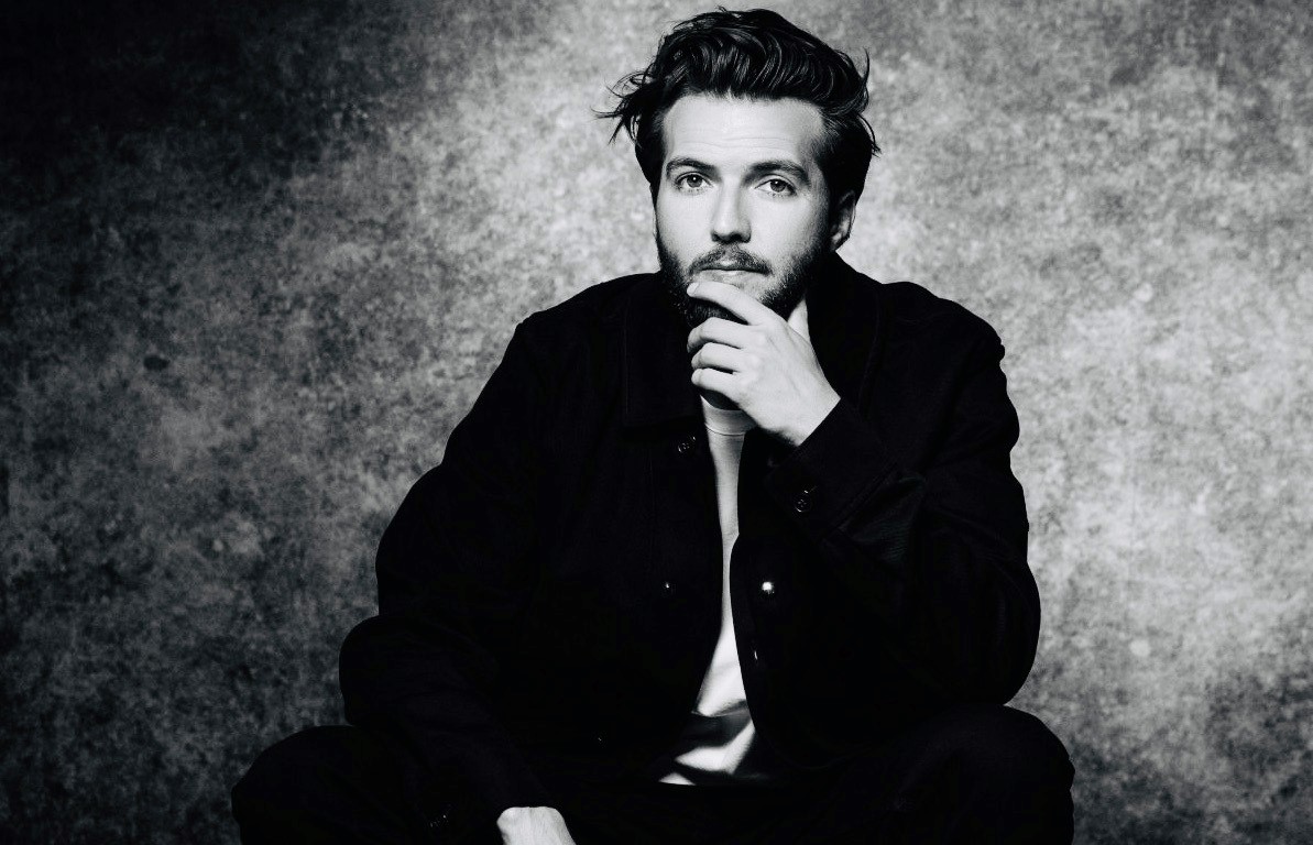 guy burnet